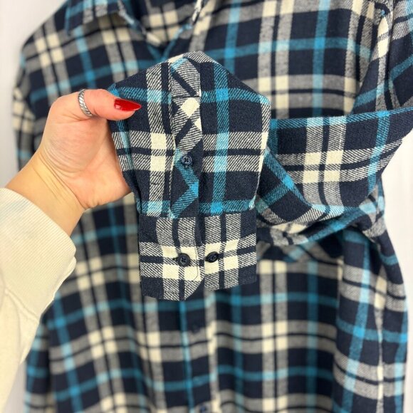 Tailor Vintage Plaid Flannel Button-Up Shirt - Picture 4 of 6